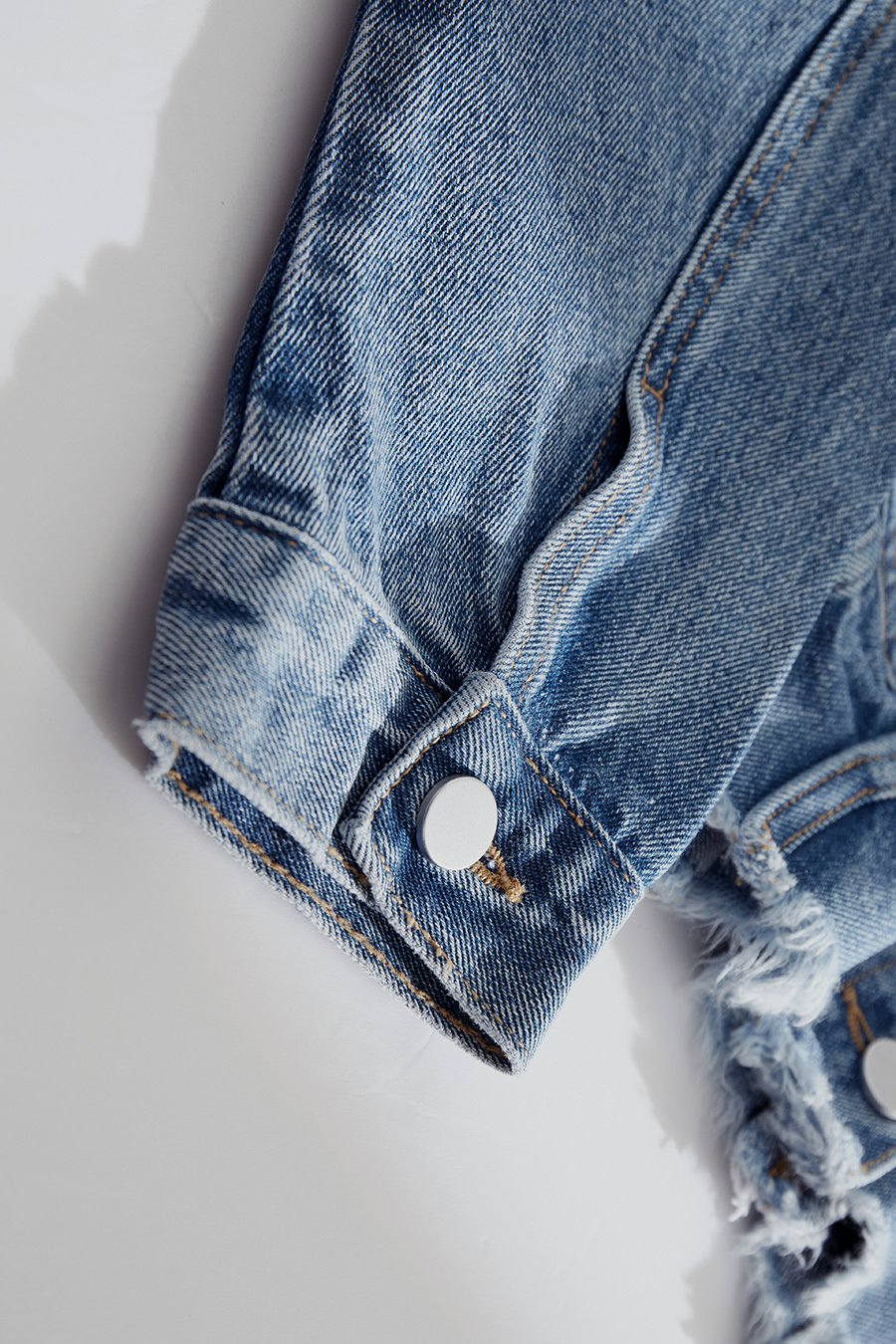 Frayed Cropped Denim Jacket