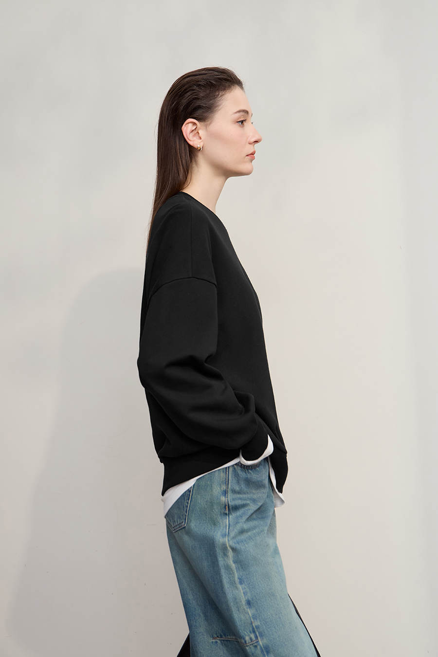 Letter & Heart Embroidered Sweatshirt