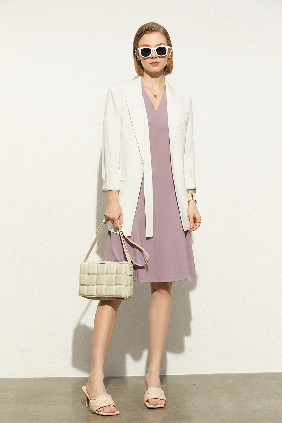 Paneled Slim Fit V-Neck Dress|AMII-AMII.com