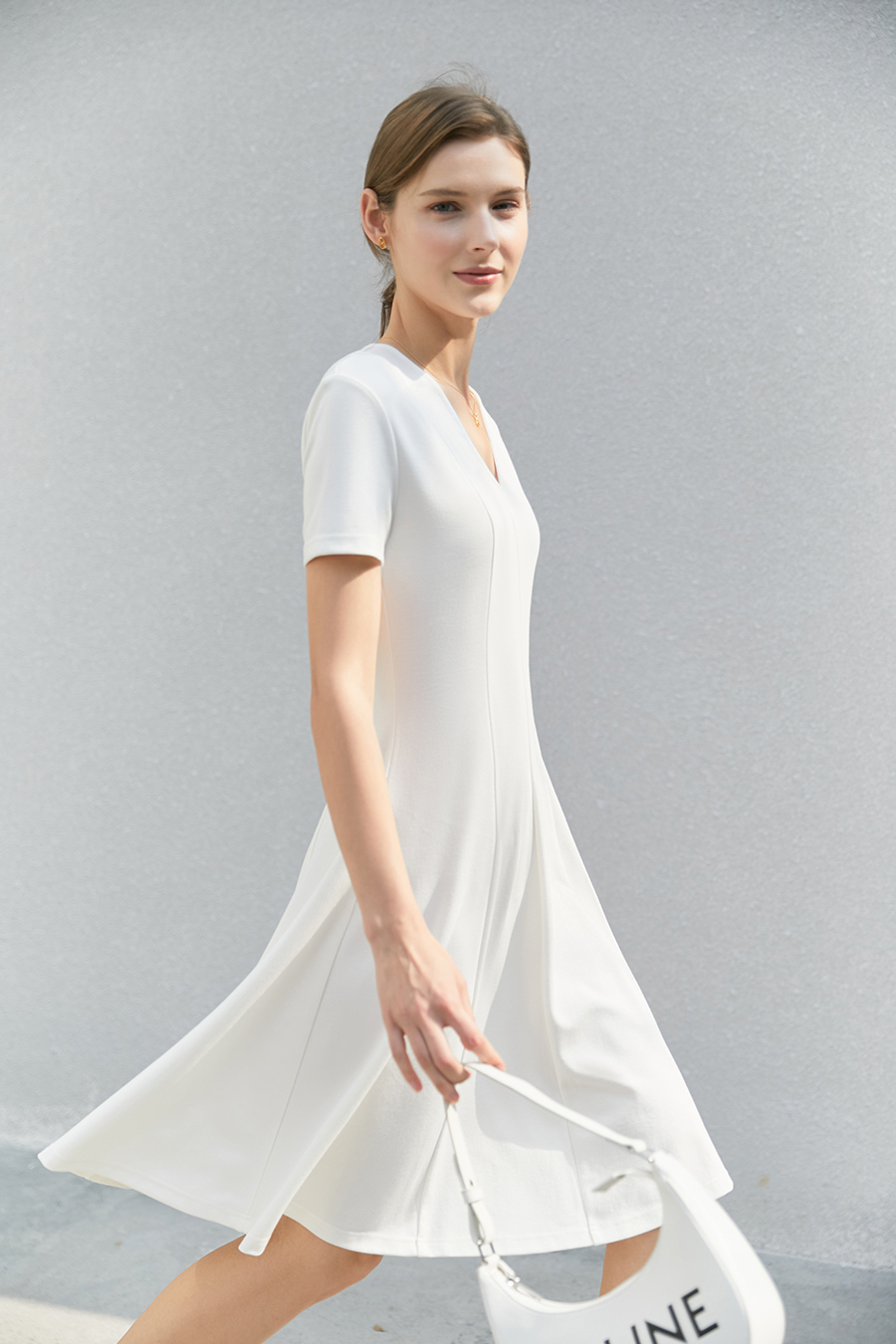 Paneled Slim Fit V-Neck Dress|AMII-AMII.com