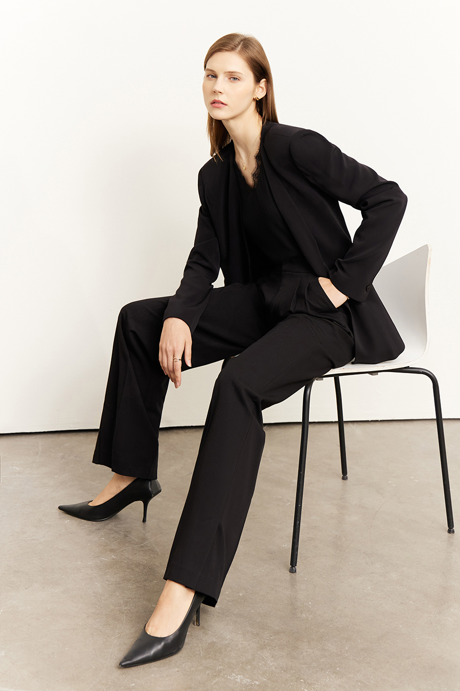 Eyelash Lace V - Neck Camisole|AMII-AMII.com