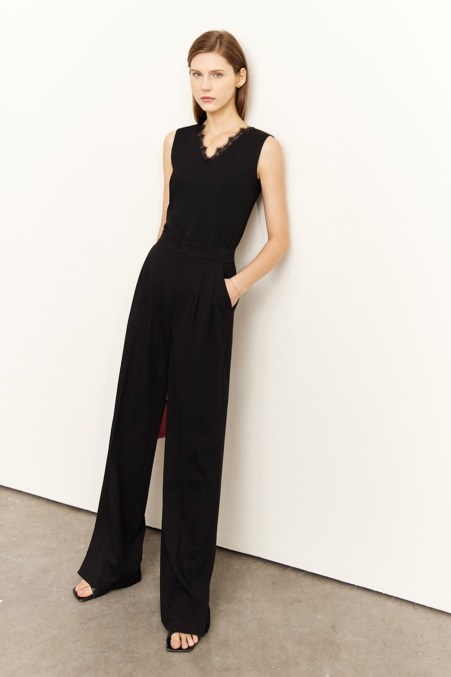 Eyelash Lace V - Neck Camisole|AMII-AMII.com