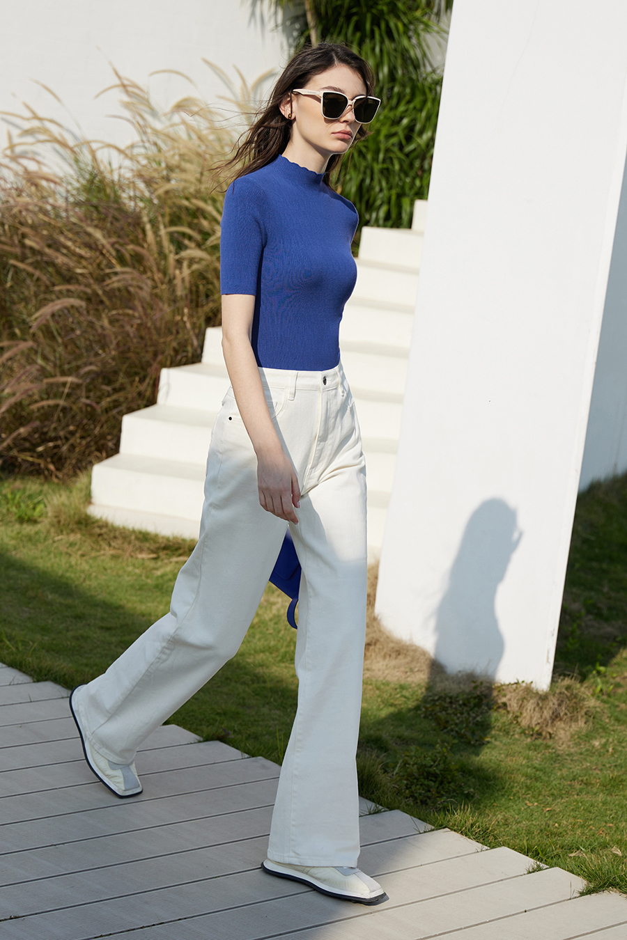 Half High Neck Slim Knit Top