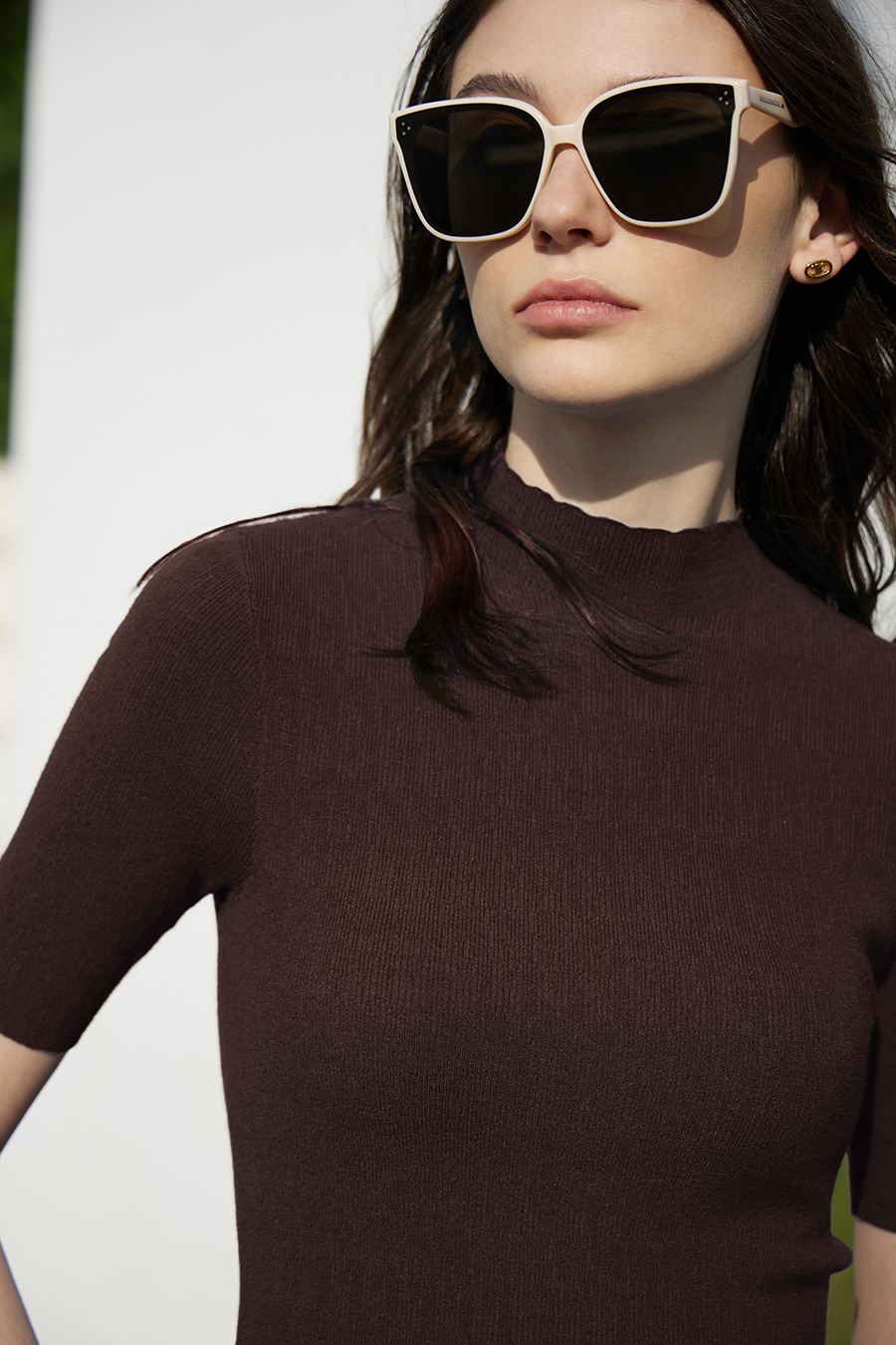 Half High Neck Slim Knit Top