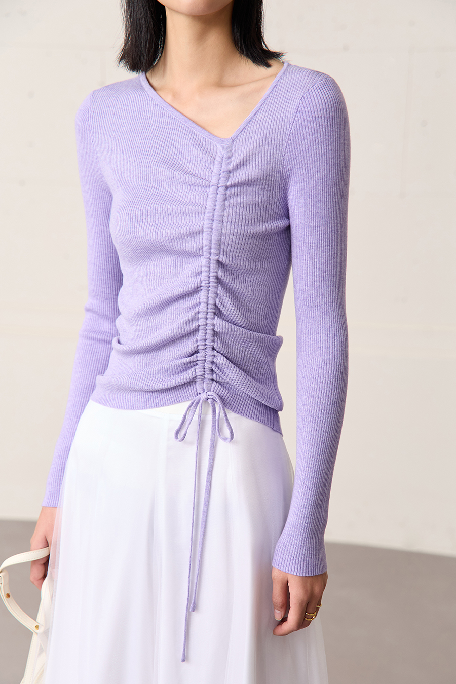 Slant V-Neck Drawstring Knit Top|AMII-AMII.com