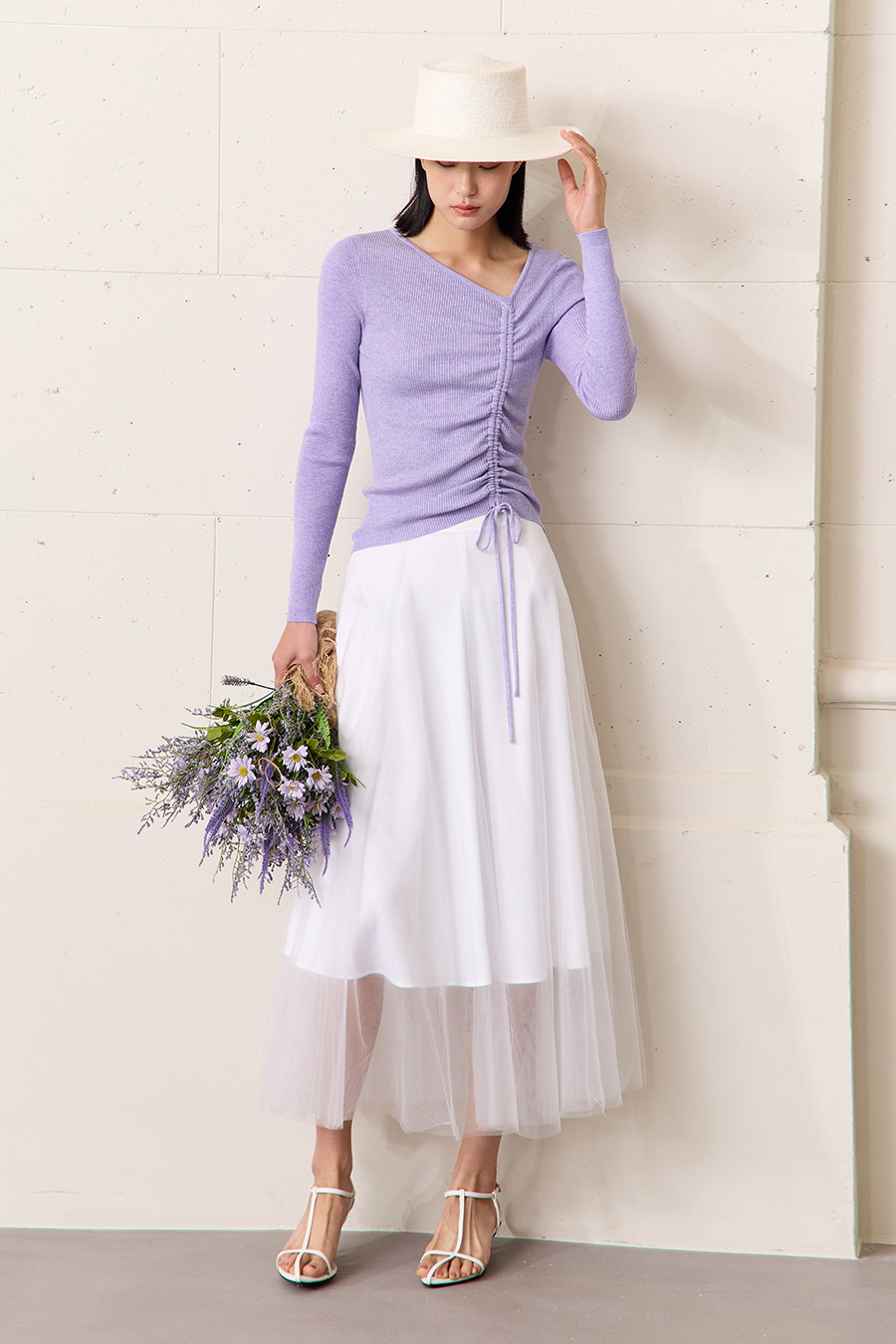 Slant V-Neck Drawstring Knit Top|AMII-AMII.com