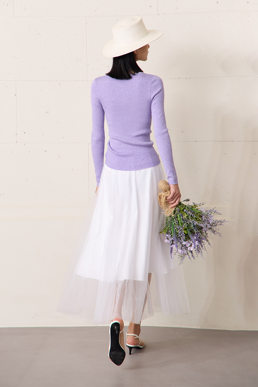 Slant V-Neck Drawstring Knit Top|AMII-AMII.com