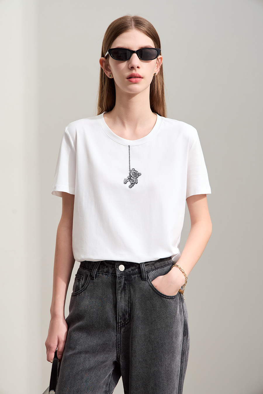 Little Bear Embroidered Ice Porcelain Cotton T - Shirt|AMII-AMII.com