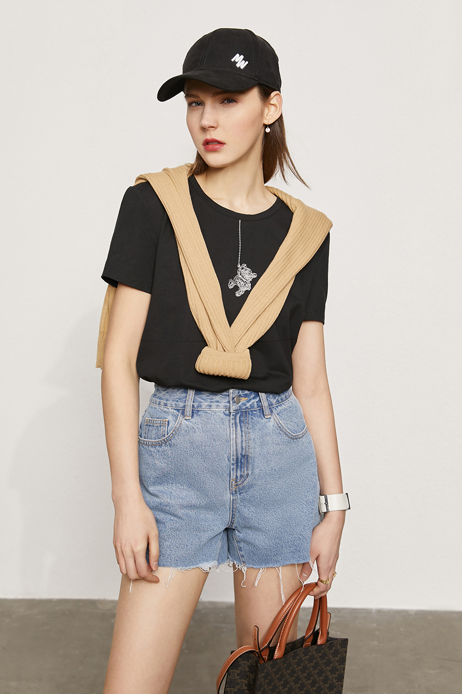 Little Bear Embroidered Ice Porcelain Cotton T - Shirt|AMII-AMII.com