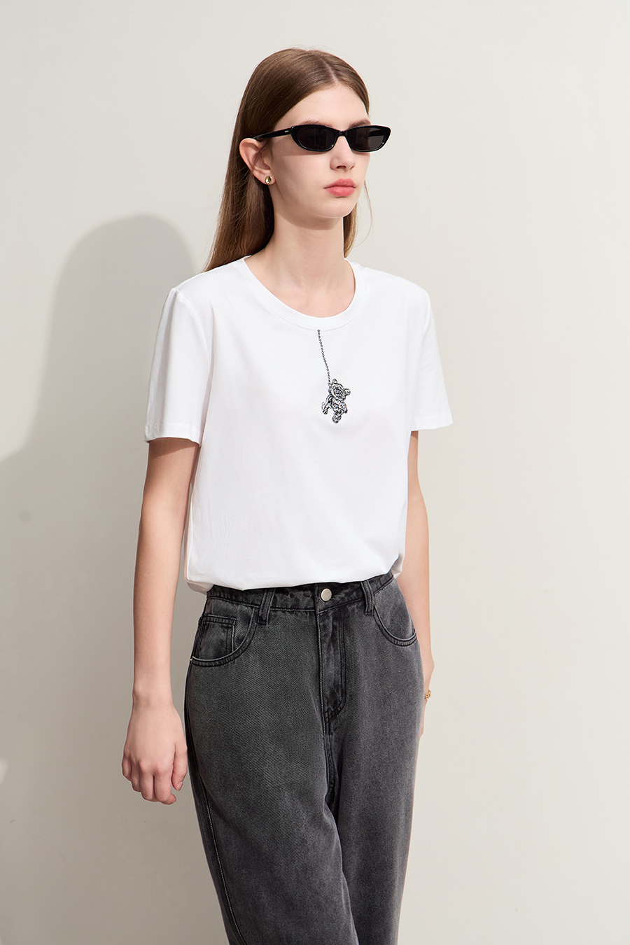 Little Bear Embroidered Ice Porcelain Cotton T - Shirt|AMII-AMII.com