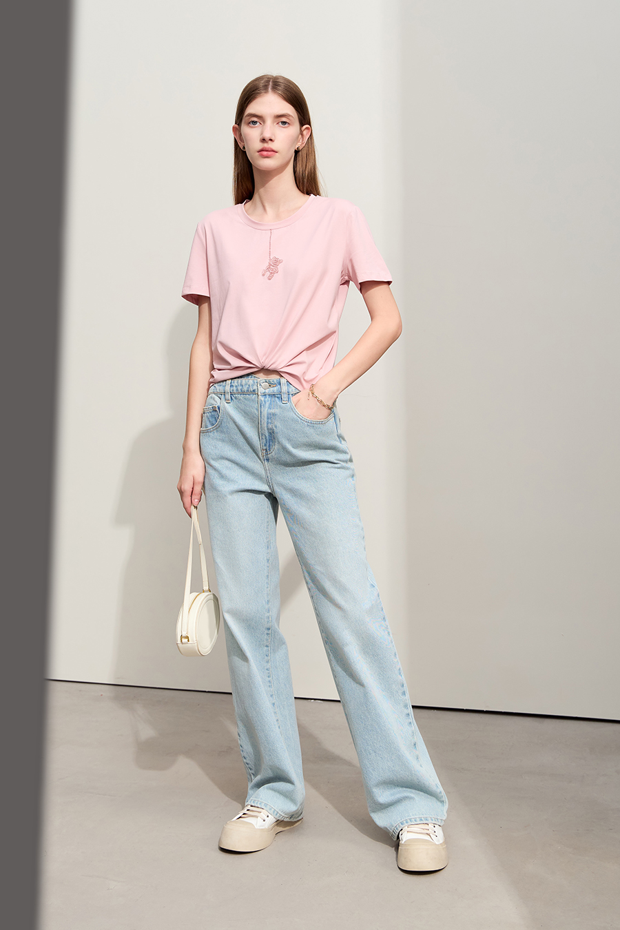 Little Bear Embroidered Ice Porcelain Cotton T - Shirt|AMII-AMII.com