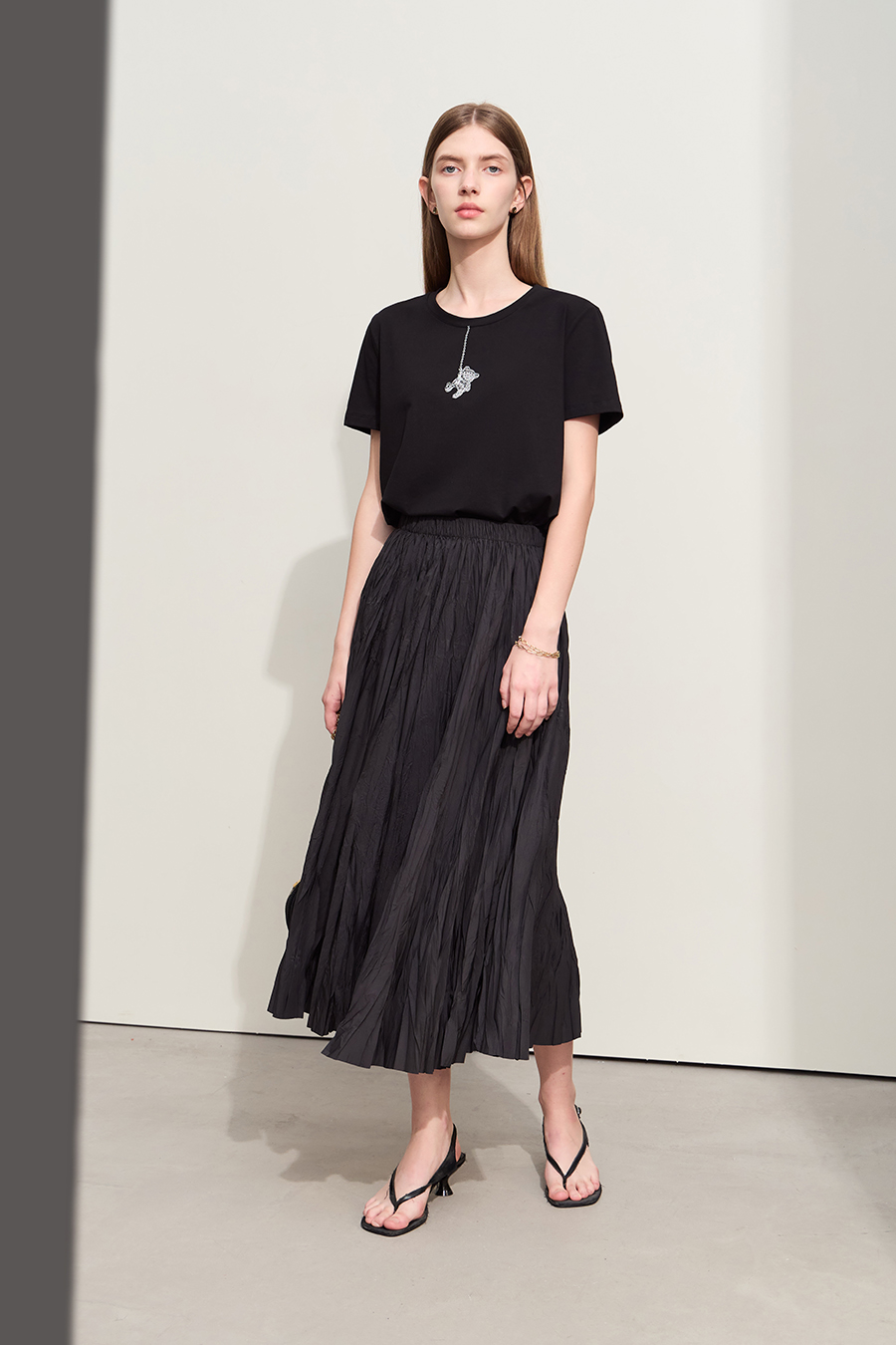 Little Bear Embroidered Ice Porcelain Cotton T - Shirt|AMII-AMII.com