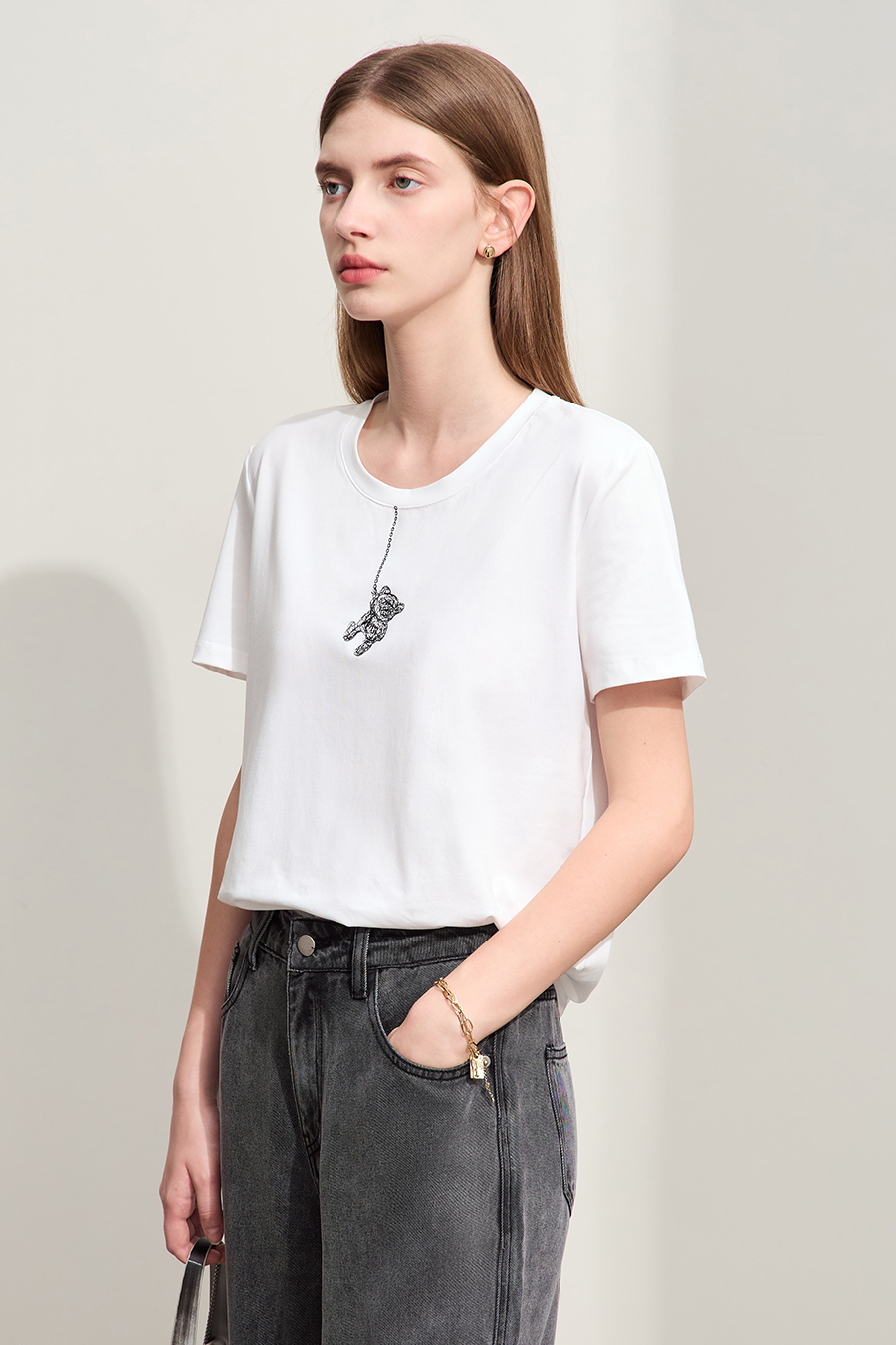 Little Bear Embroidered Ice Porcelain Cotton T - Shirt|AMII-AMII.com