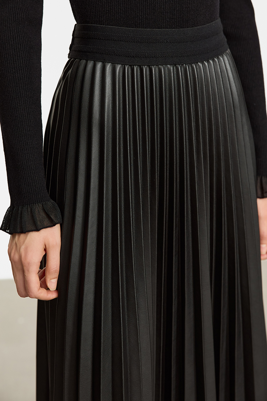 PU Leather Pleated Skirt|AMII-AMII.com