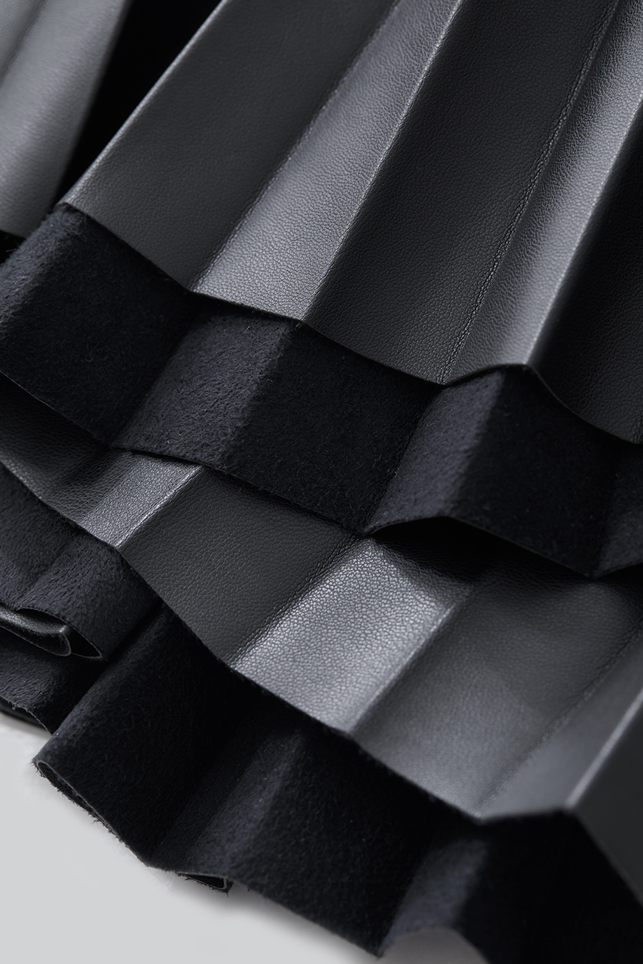 PU Leather Pleated Skirt|AMII-AMII.com