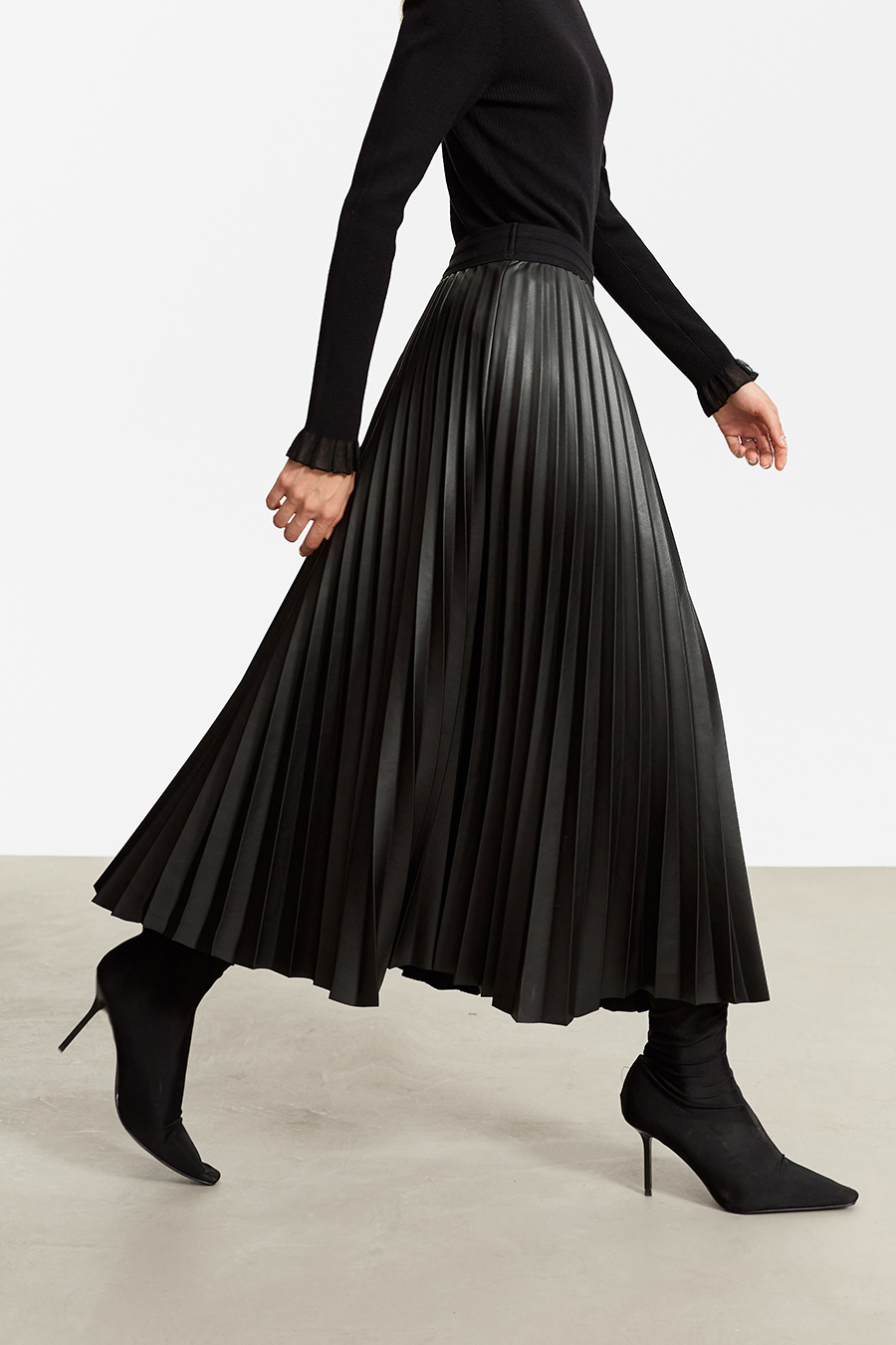 PU Leather Pleated Skirt|AMII-AMII.com