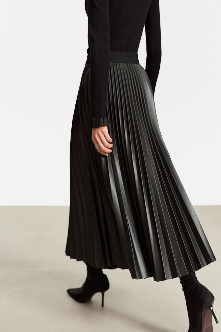 PU Leather Pleated Skirt|AMII-AMII.com