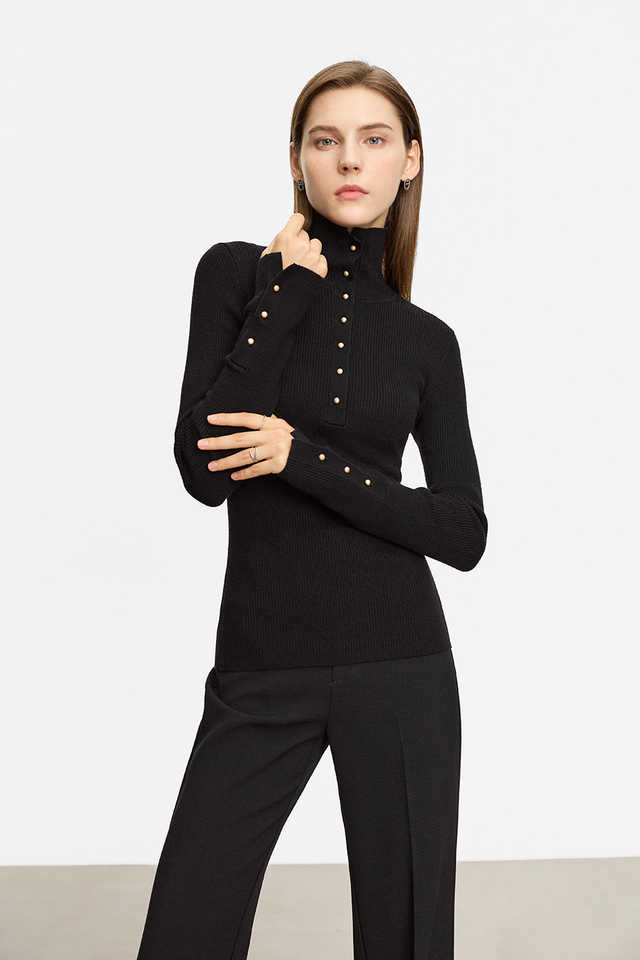 Buttoned High Neck Slim Sweater|AMII-AMII.com