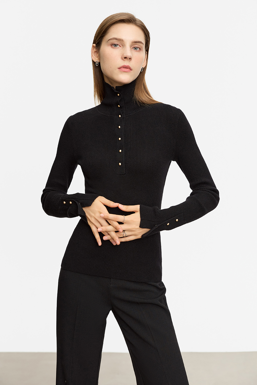 Buttoned High Neck Slim Sweater|AMII-AMII.com