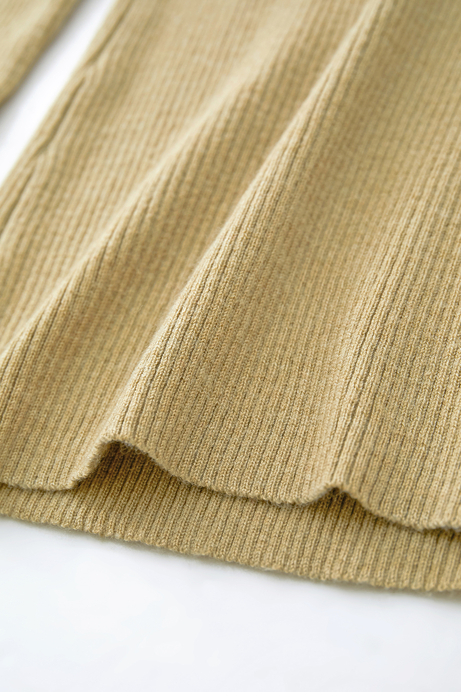 Buttoned High Neck Slim Sweater|AMII-AMII.com