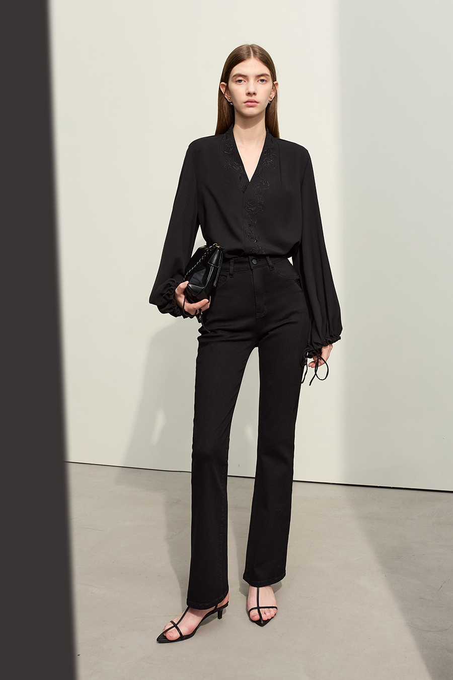 Slim Fit Black Denim Pants|AMII-AMII.com