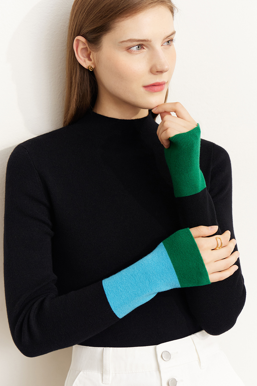 Slim Color - block Mock Neck Knitted Top|AMII-AMII.com
