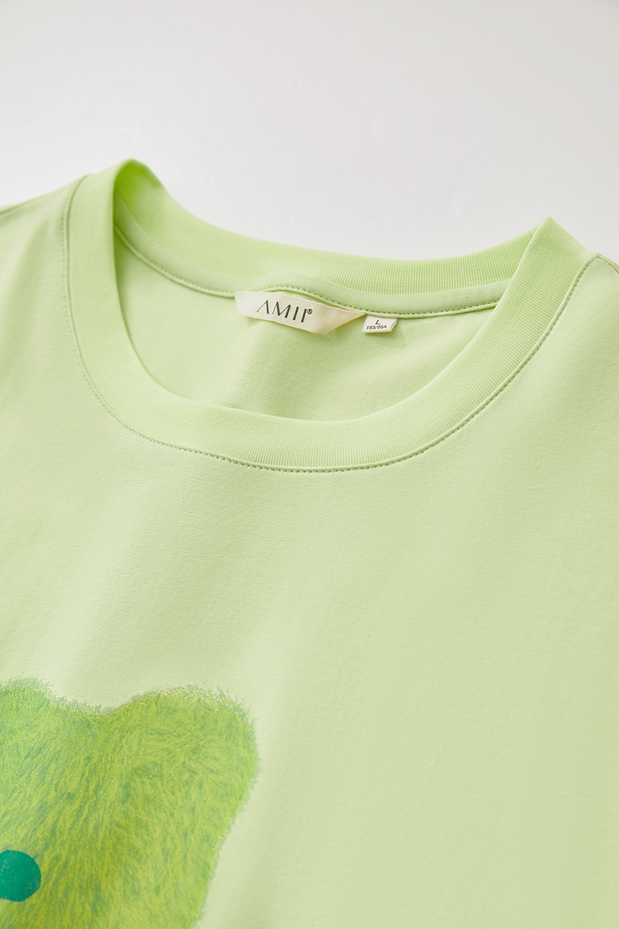 Hyaluronic acid fabric tee with bear print|AMII