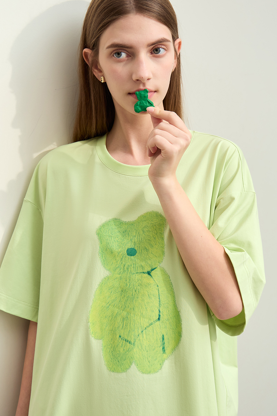 Hyaluronic acid fabric tee with bear print|AMII