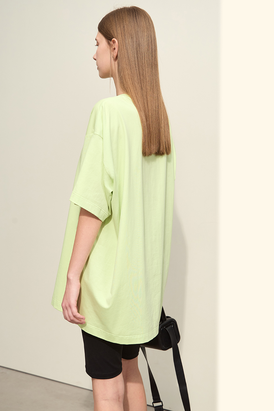 Hyaluronic acid fabric tee with bear print|AMII