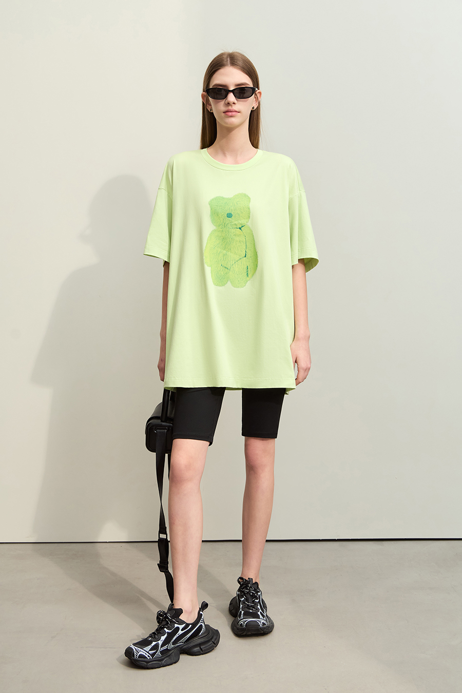 Hyaluronic acid fabric tee with bear print|AMII