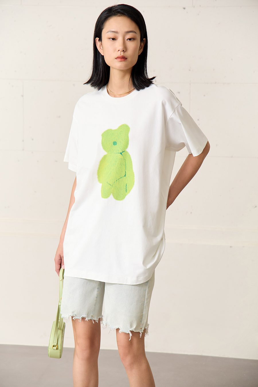 Hyaluronic acid fabric tee with bear print|AMII