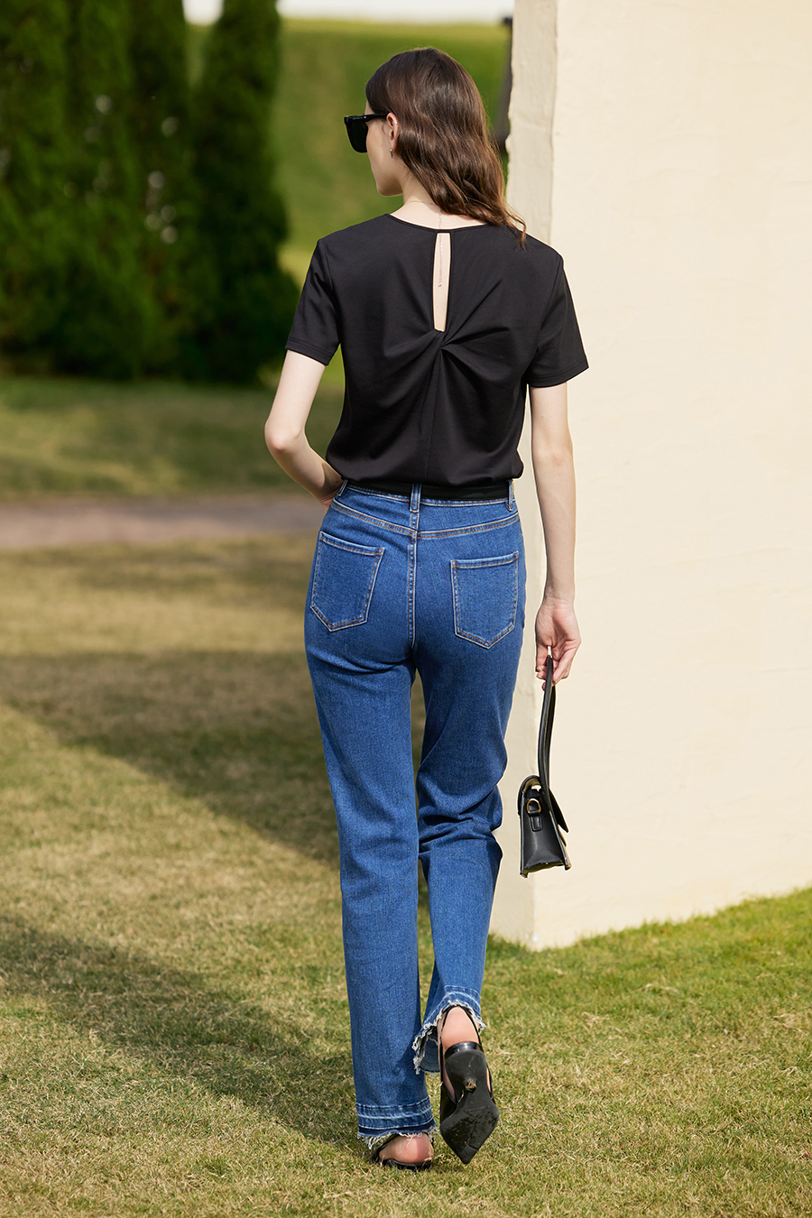 V-neck Hollow Pleated Cotton T-shirt