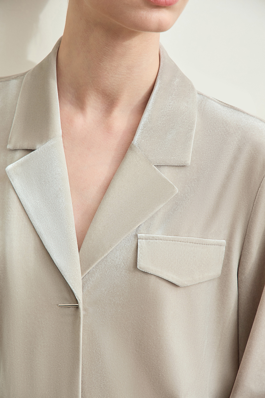 Blazer Collar Velvet Shirt