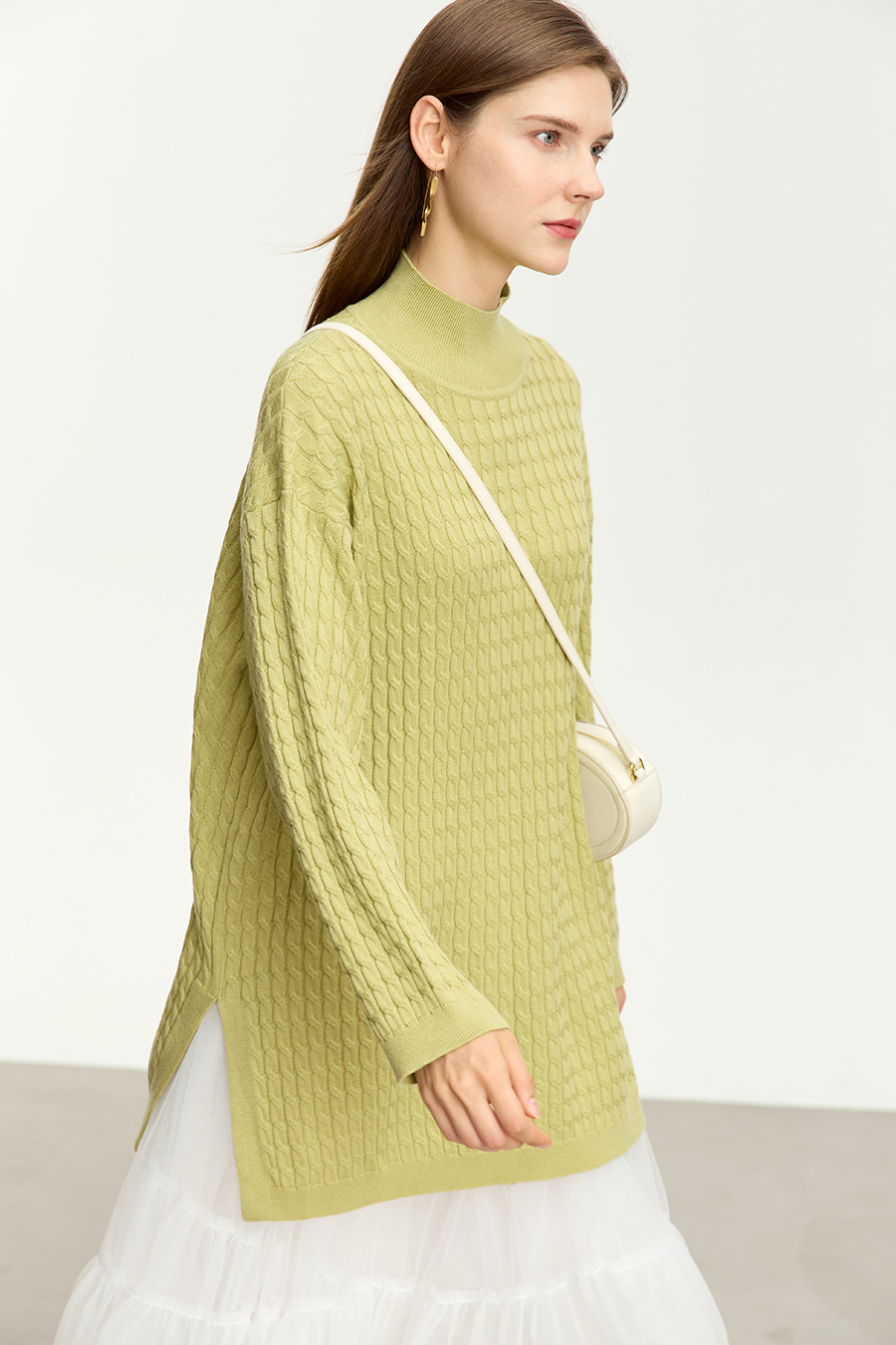 Loose Mid-length Cable Knit Sweater