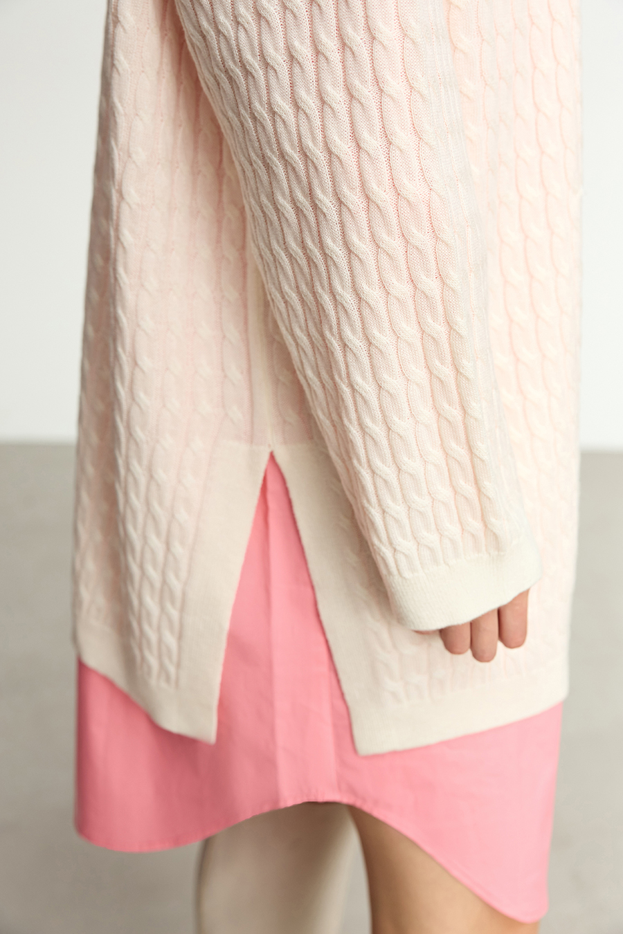 Loose Mid-length Cable Knit Sweater