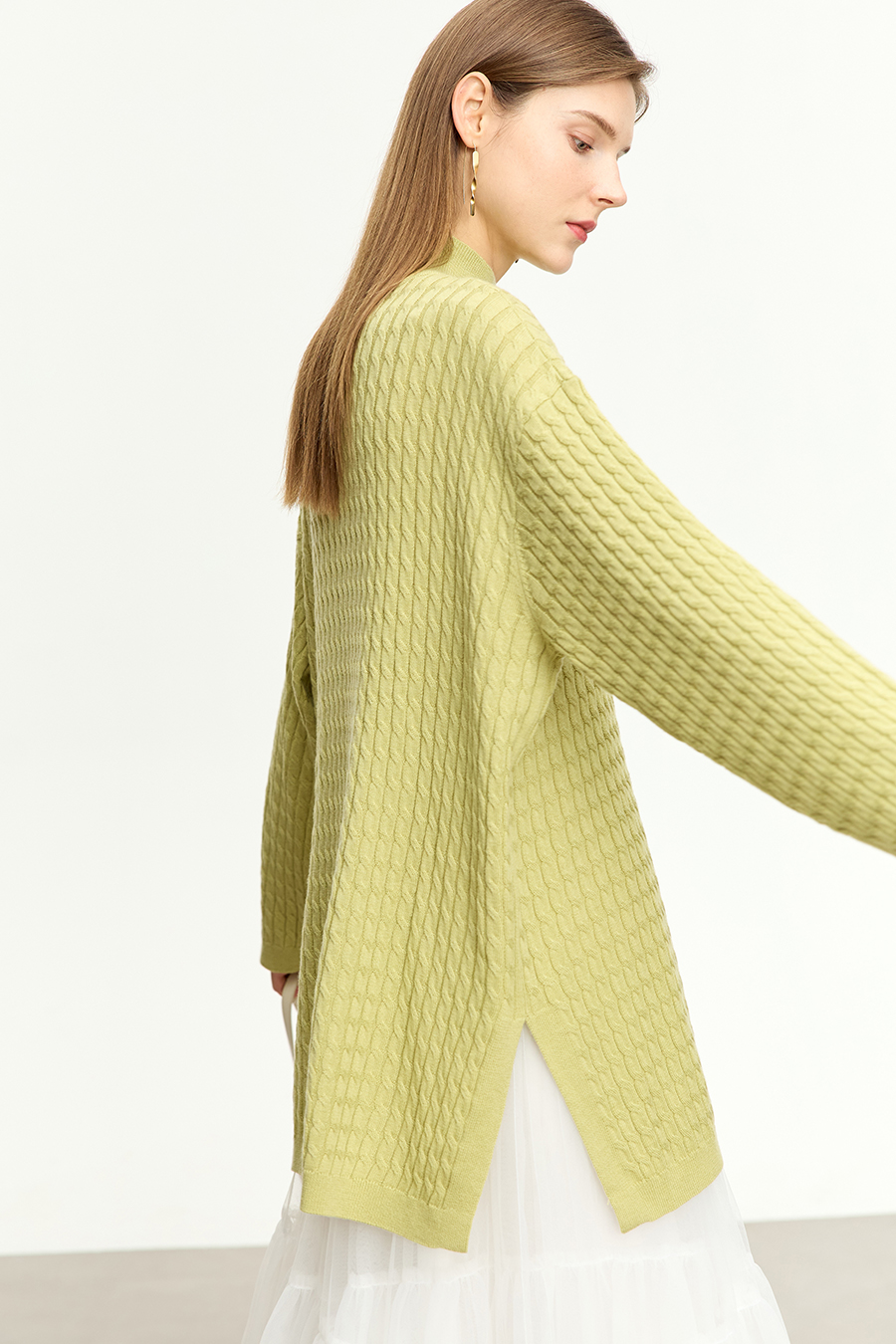 Loose Mid-length Cable Knit Sweater