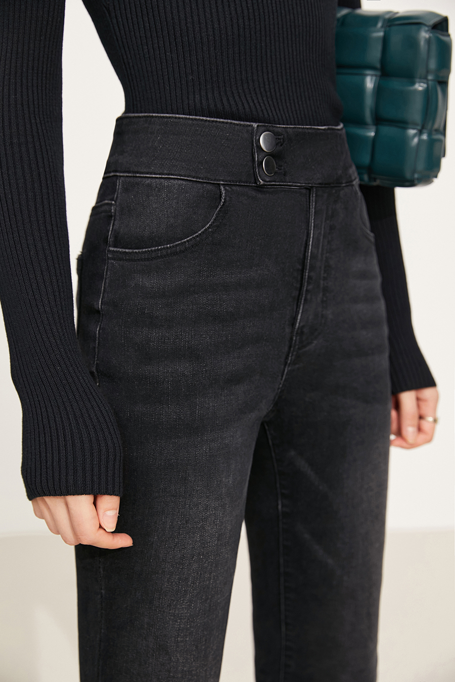 Micro - flare Fleece - lined Denim Long Pants|AMII-AMII.com