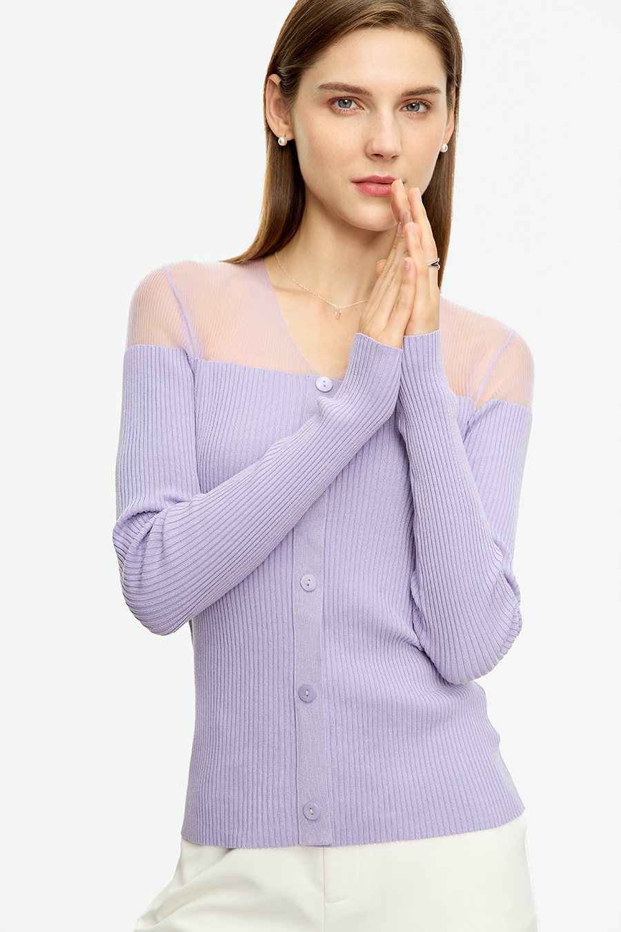 Sheer Spliced V-neck Sweater|AMII