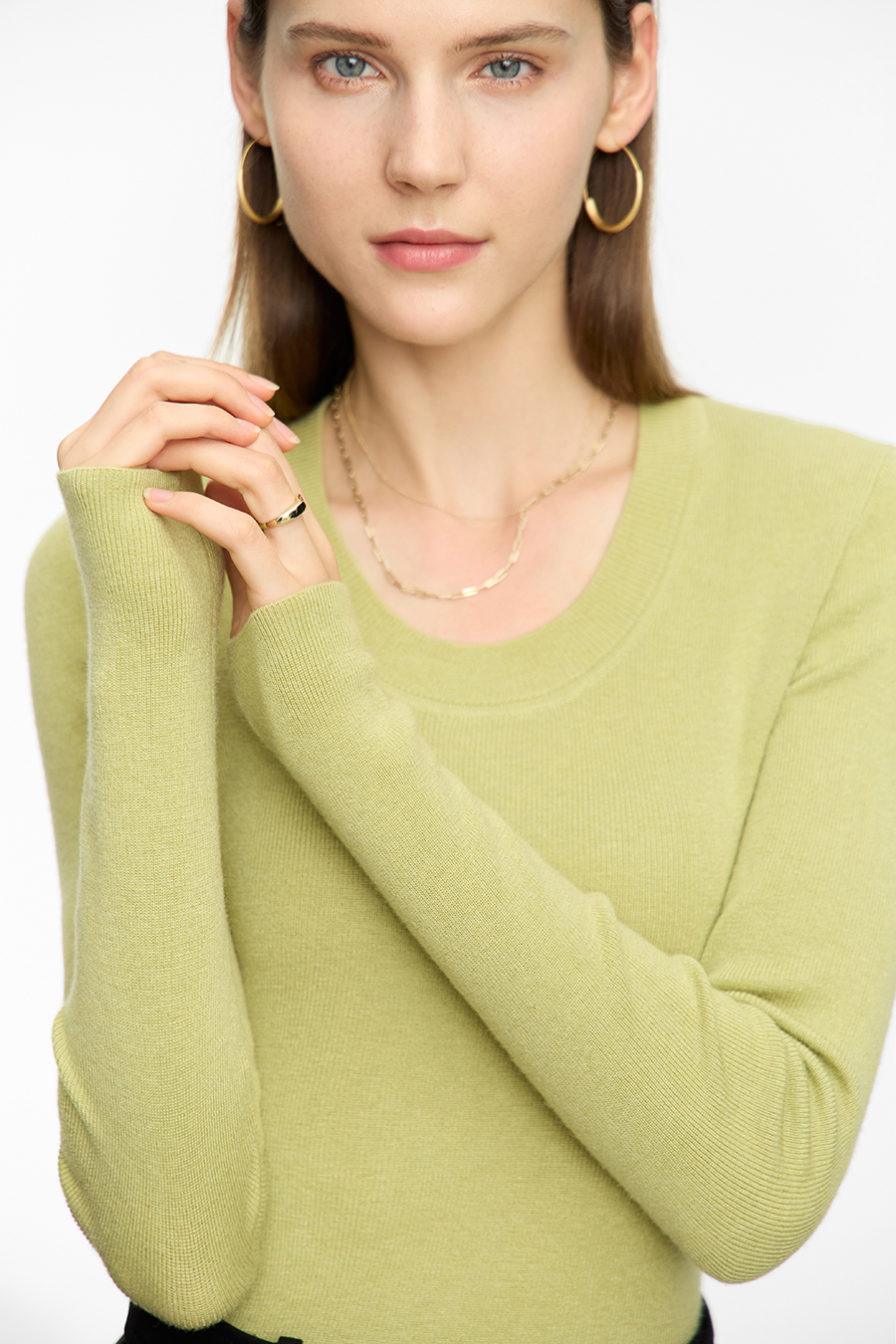 Slim Fit Versatile U-Neck Sweater|AMII-AMII.com