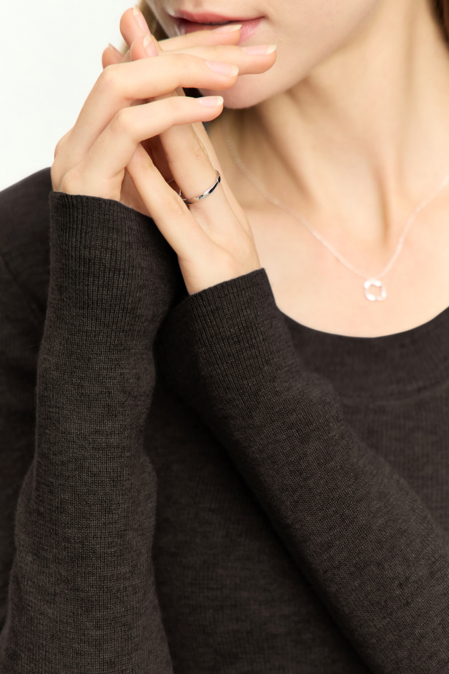 Slim Fit Versatile U-Neck Sweater|AMII-AMII.com