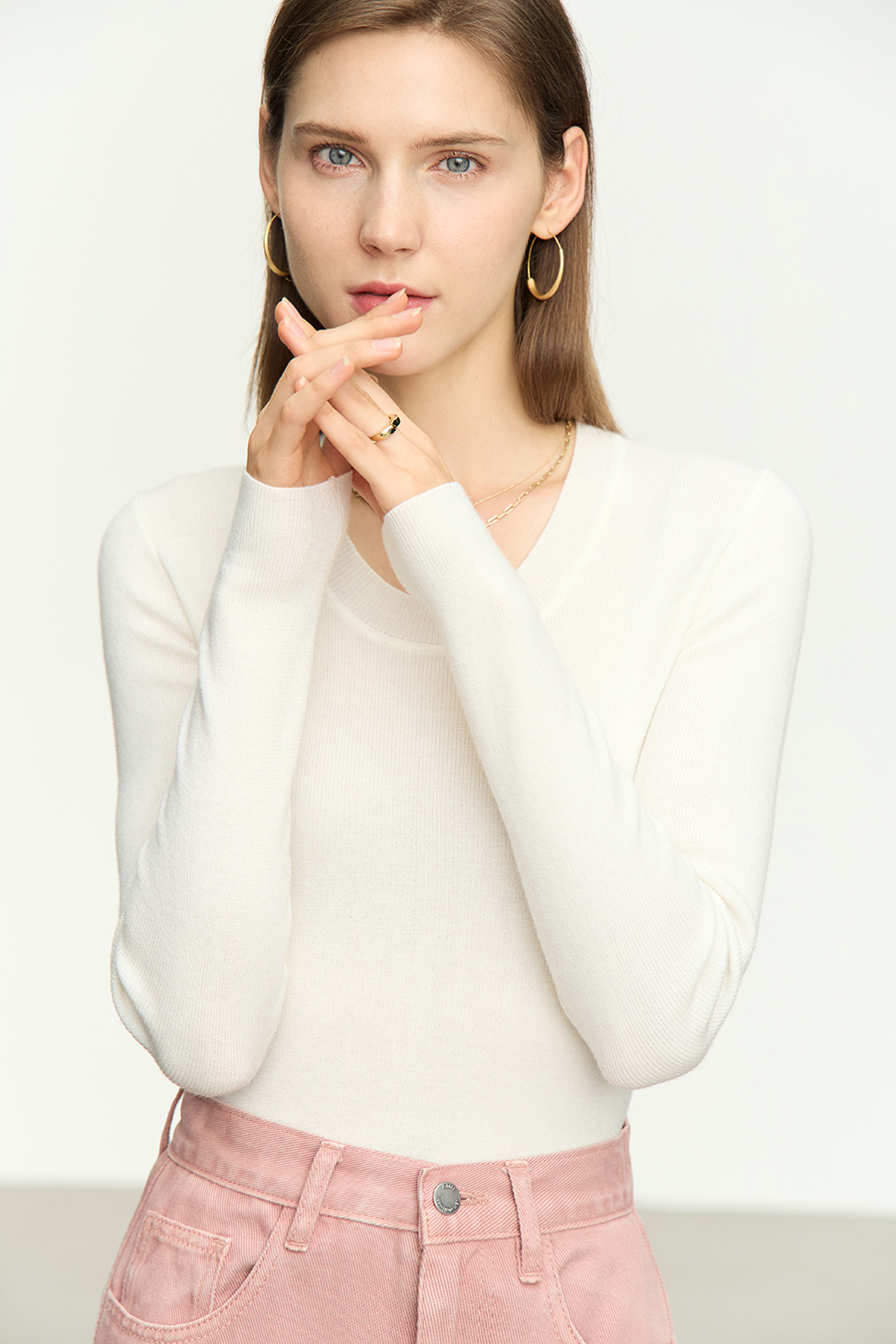 Slim Fit Versatile U-Neck Sweater|AMII-AMII.com