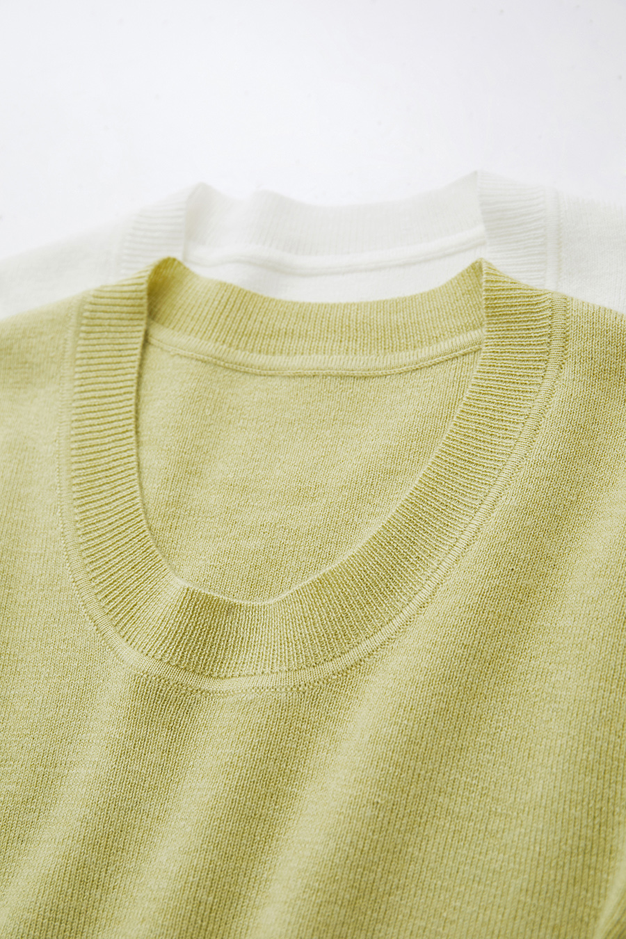 Slim Fit Versatile U-Neck Sweater|AMII-AMII.com