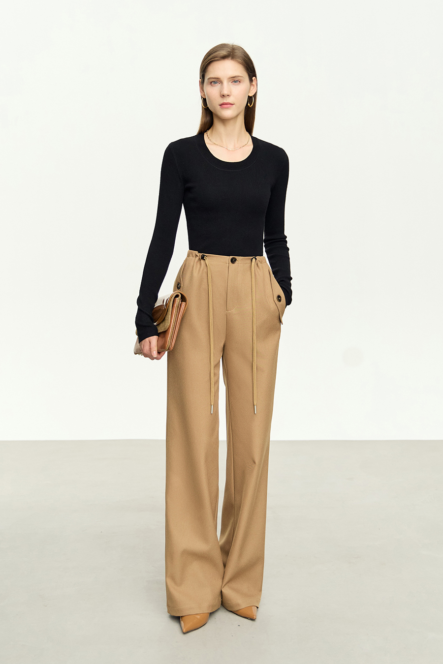 Slim Fit Versatile U-Neck Sweater|AMII-AMII.com