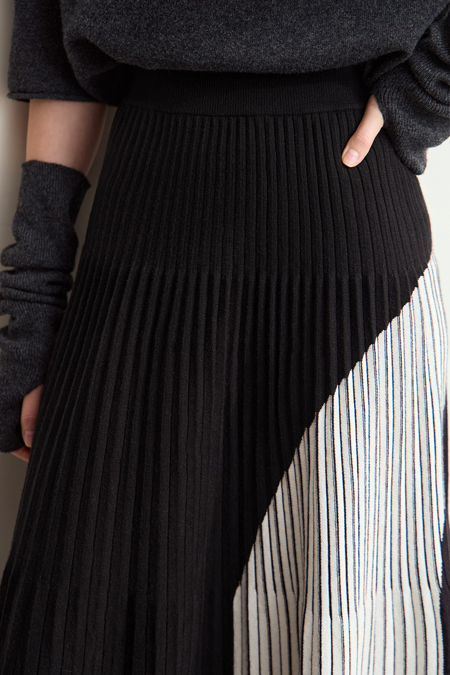 Color Block Pleated Midi Skirt|AMII-AMII.com