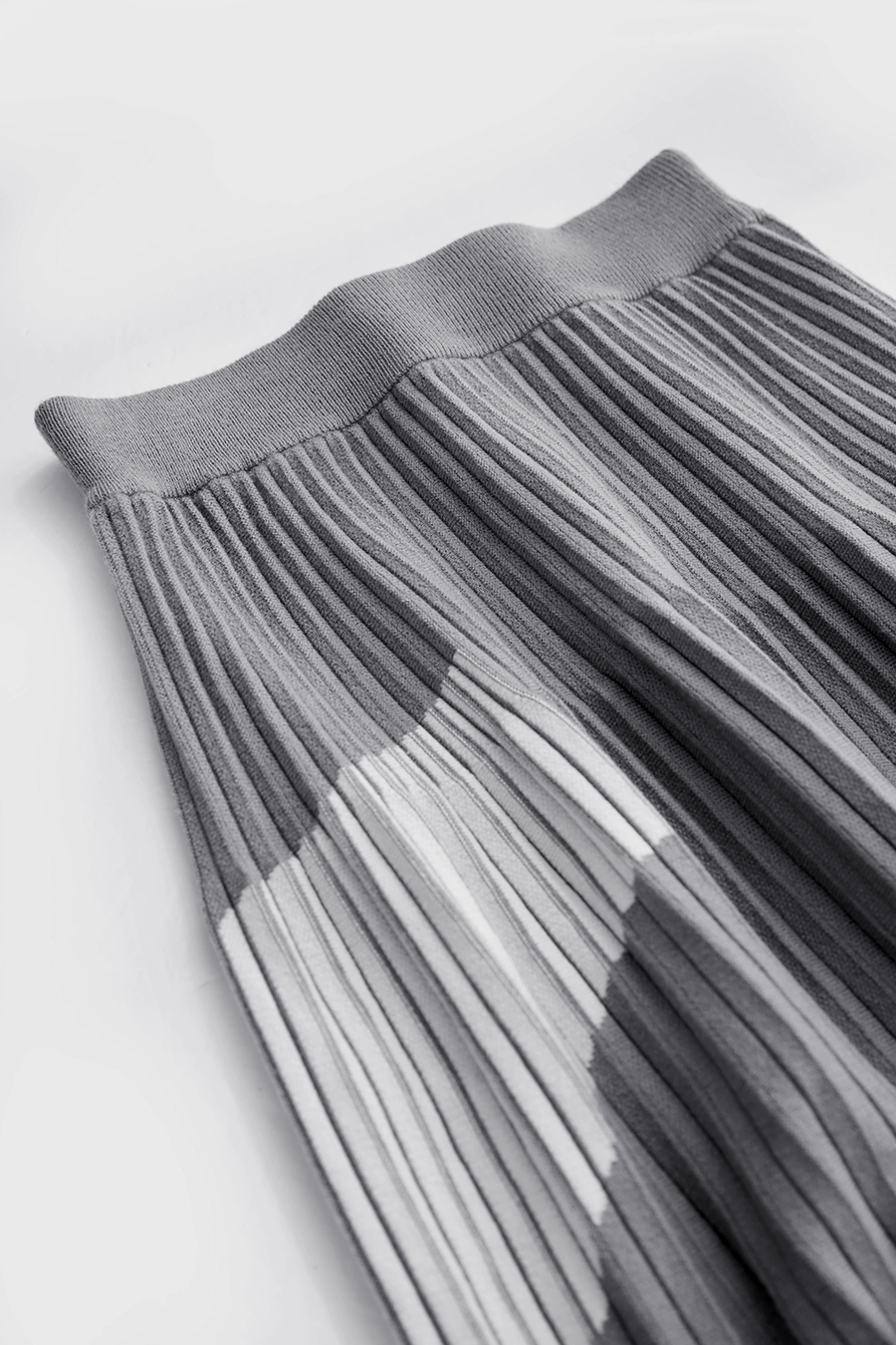 Color Block Pleated Midi Skirt|AMII-AMII.com