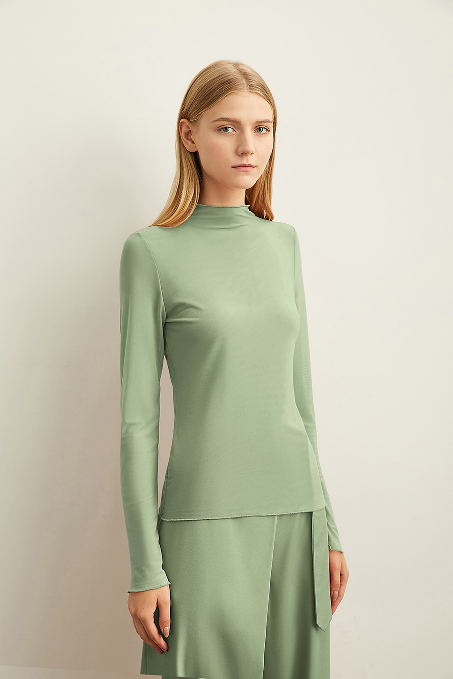 Slim Fit Sheer Mesh T - Shirt|AMII-AMII.com