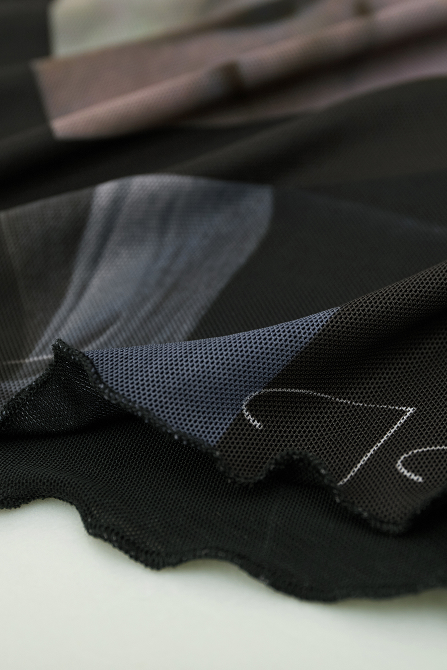 Slim Mesh Printed T - Shirt|AMII-AMII.com