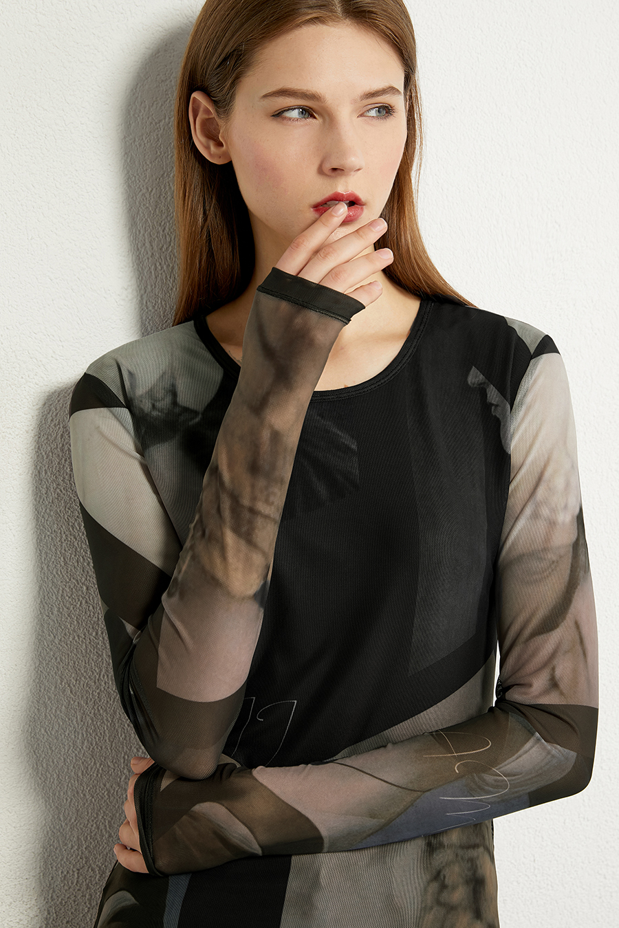 Crew Neck Slim-fit Mesh Printed T-shirt|AMII-AMII.com