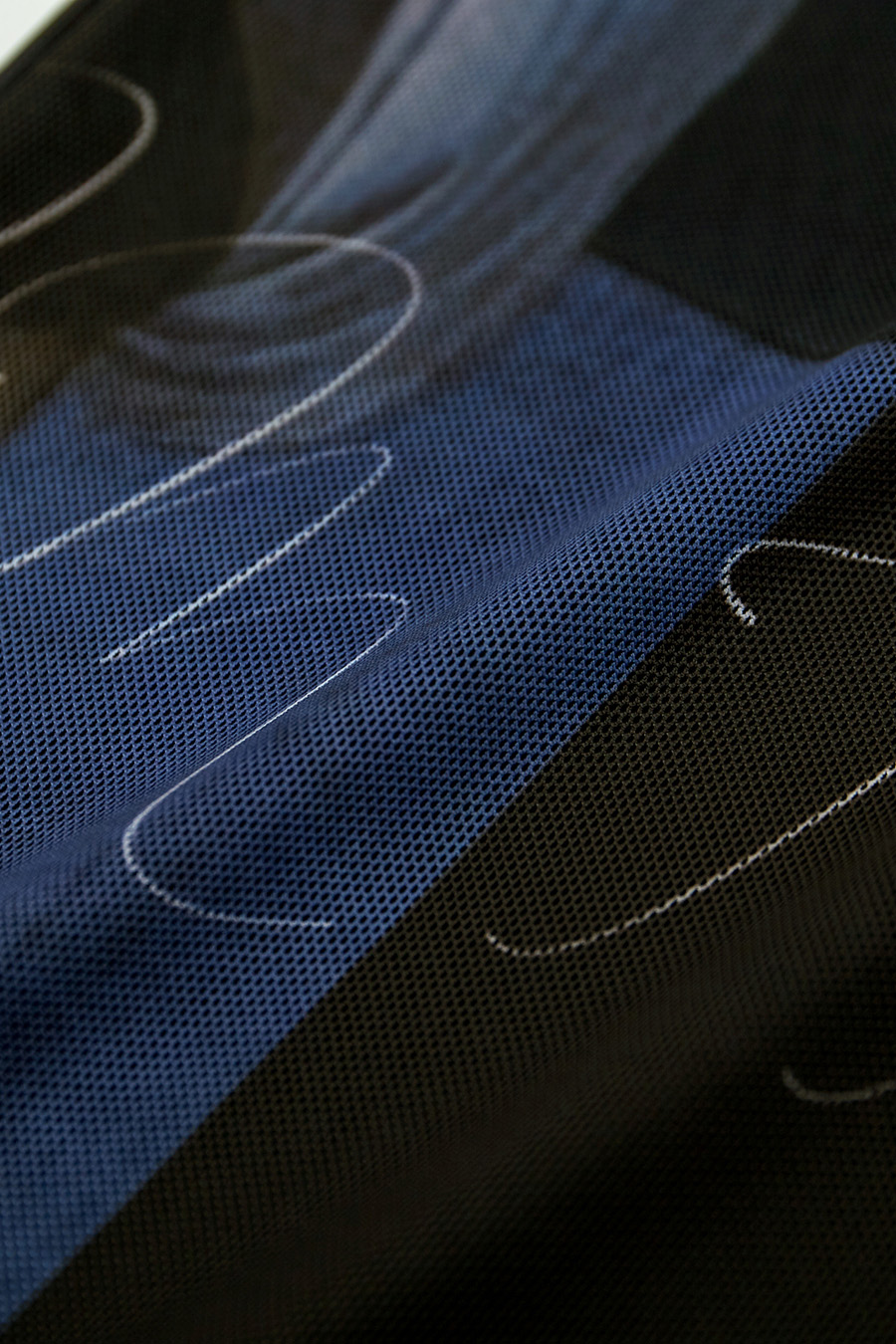 Crew Neck Slim-fit Mesh Printed T-shirt|AMII-AMII.com