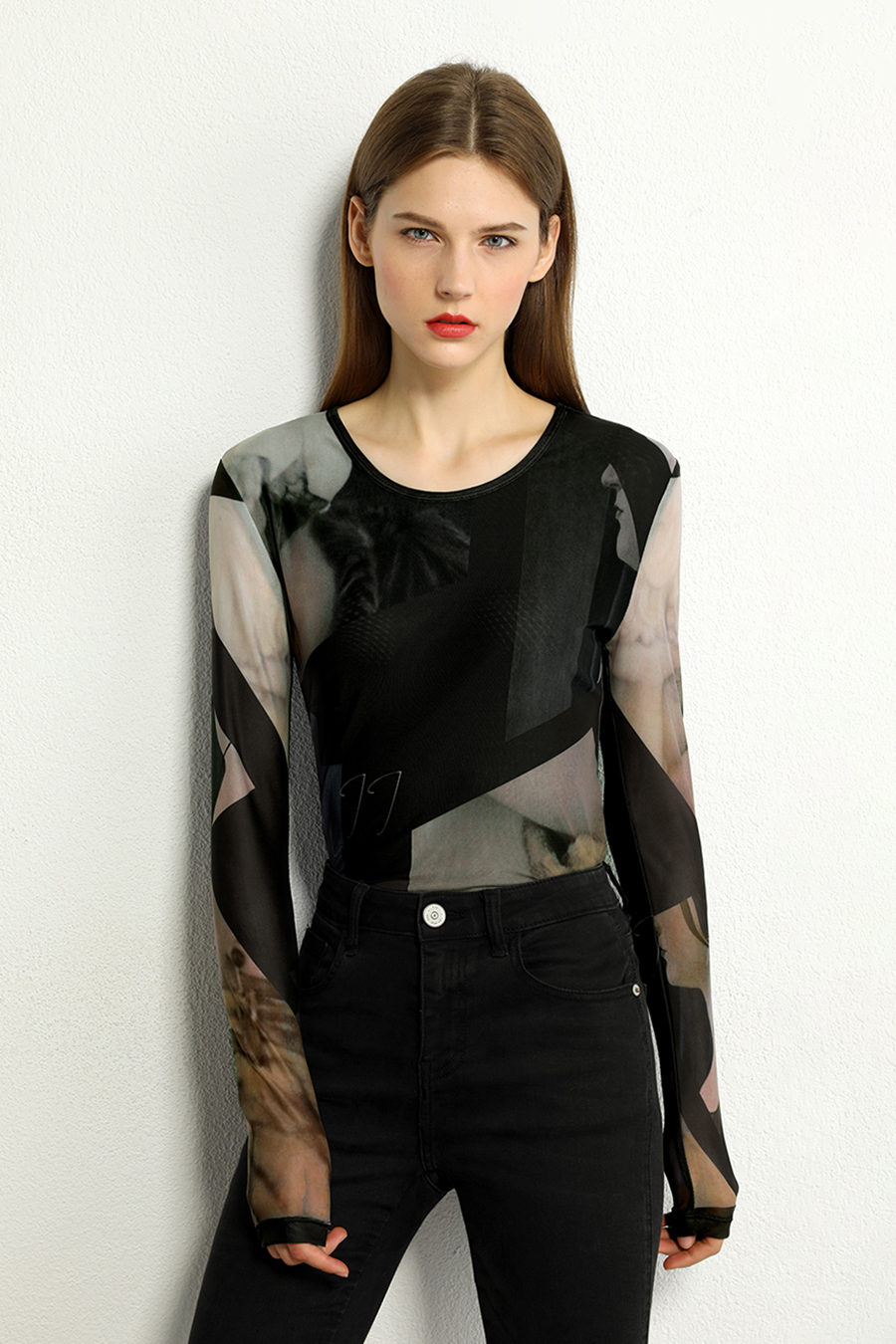 Crew Neck Slim-fit Mesh Printed T-shirt|AMII-AMII.com